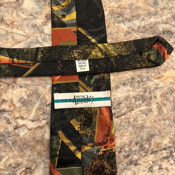 Attitudes Men’s Tie - Picture 3 of 4